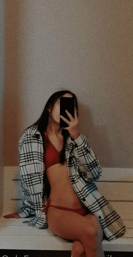 Mommikaru onlyfans lean