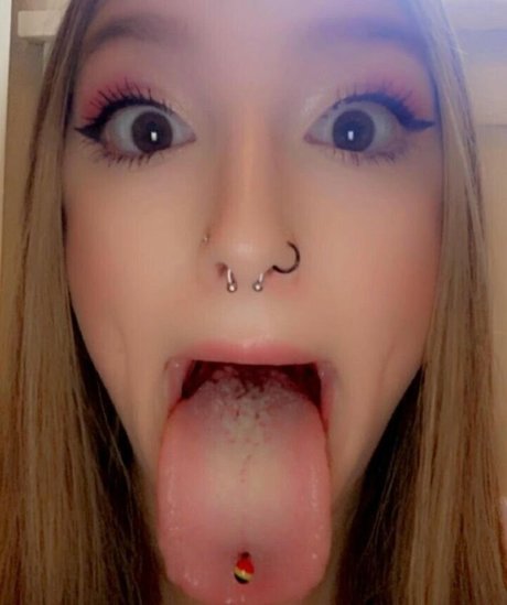 Alana Kinley leaked onlyfans photos