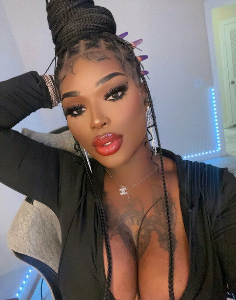 TSIndiaFrost onlyfans leaka