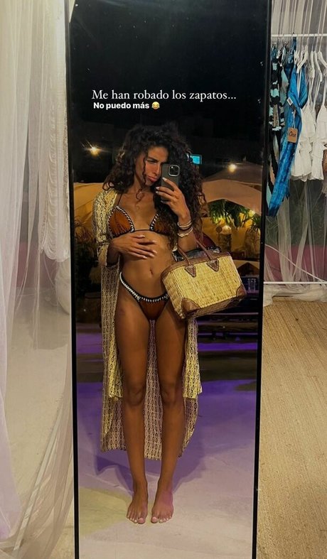 Zoe Bayona pics onlyfans