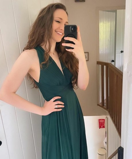 Anna Demetriou onlyfans naked leaks