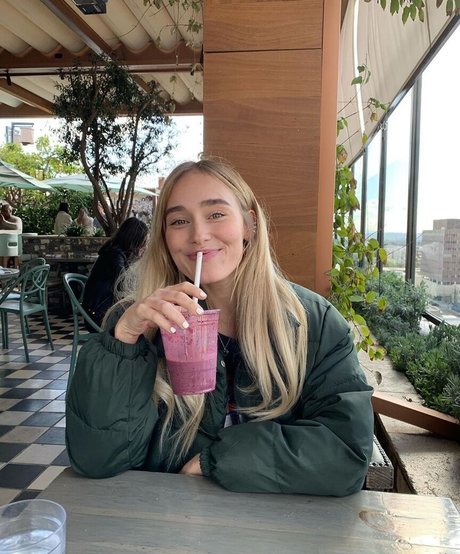 Sina Deinert onlyfans leams