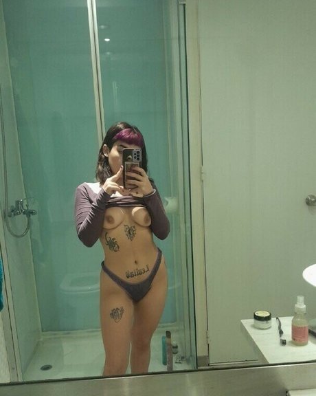 venussandreitax onlyfans nude pics