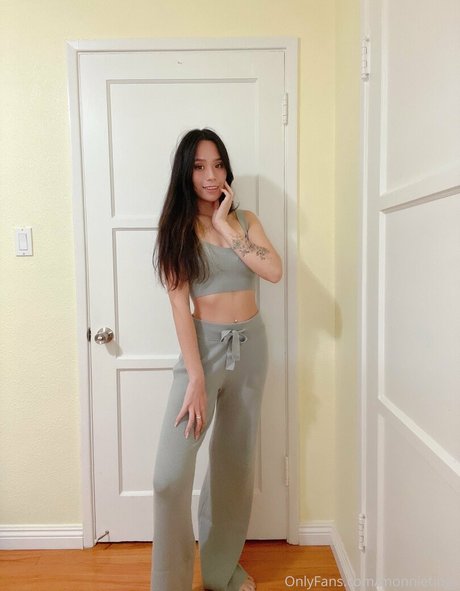 monnietings only fans leaks