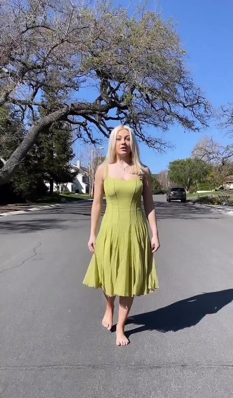 Alexi Blue onlyfans fuck