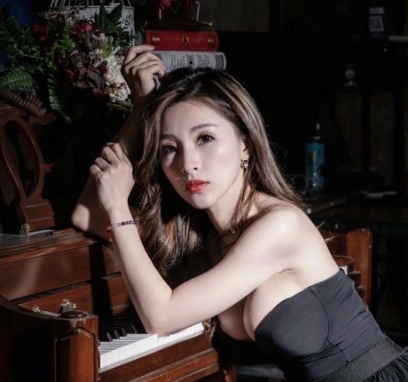 nianlin leaked onlyfans pics