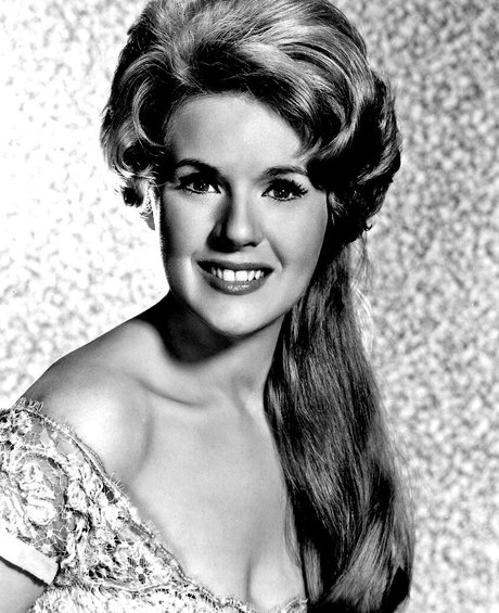Connie Stevens onlyfans model photo
