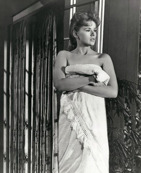 Connie Stevens onlyfans leaked