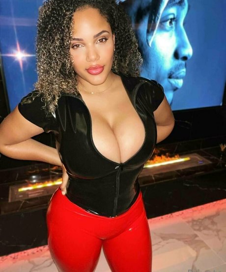 kixxy vip hot onlyfans