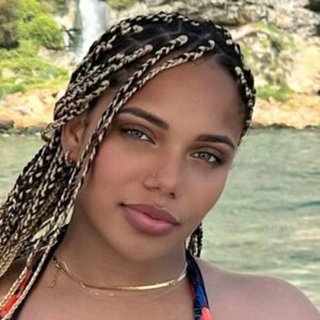 kixxy vip xxx only fans