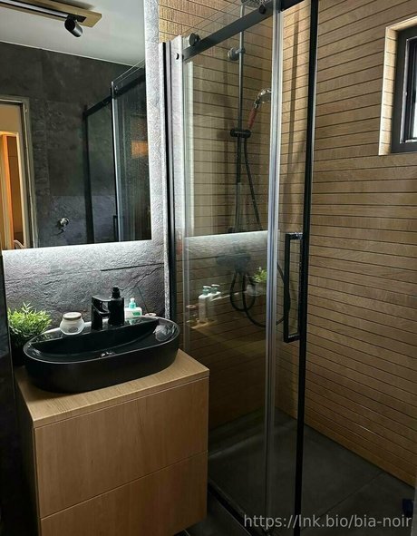 cumshot facial onlyfans sexy nude portrayal