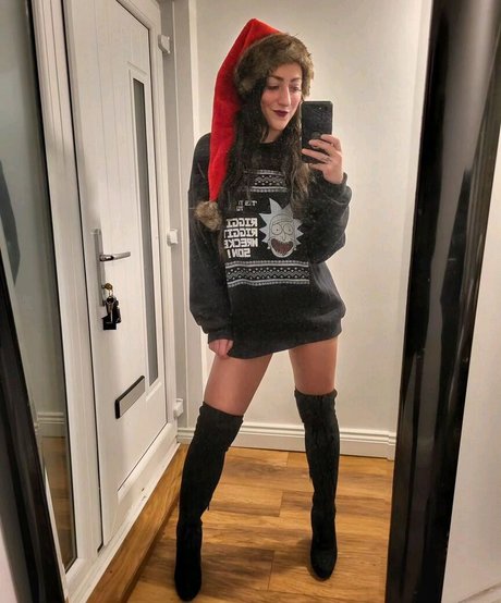 Lana Campbell onlyfans leaked pics