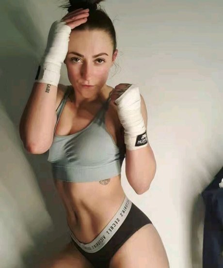 Lana Campbell onlyfans nude leaks