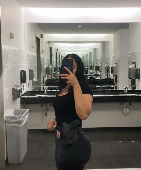 janibel b onlyfans leaks.