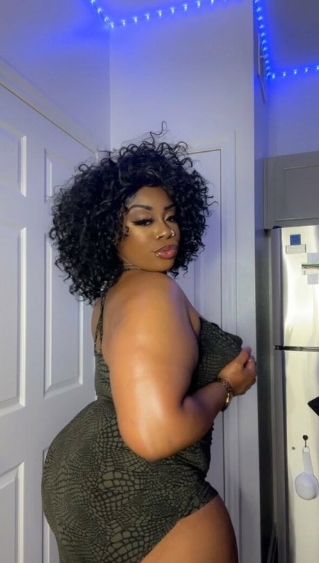 ILookLikeBaae onlyfans free