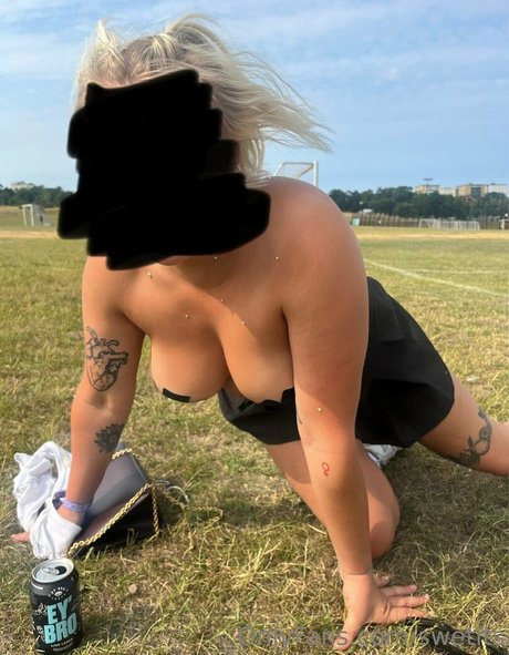 swetits onlyfans model photo