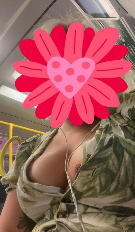 shemale big tits onlyfans pornos shot