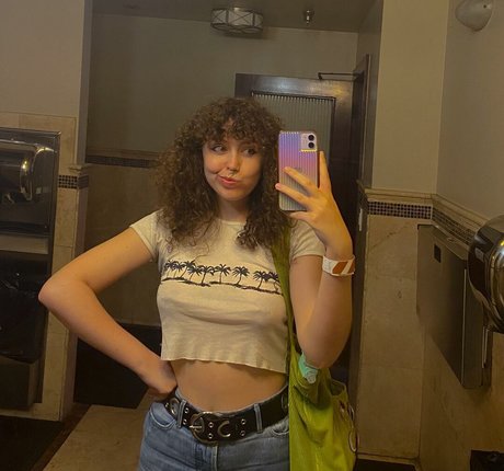 cemeteryofbesos naked onlyfans leaks