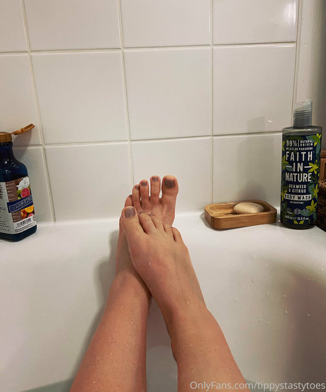 tippystastytoes is on onlyfans