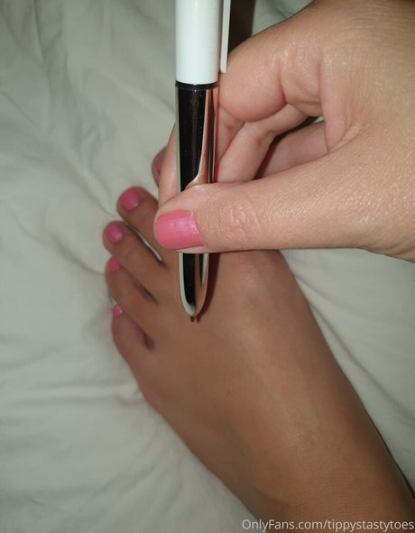 tippystastytoes onlyfans page