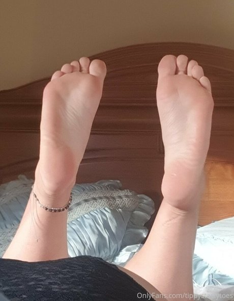 tippystastytoes onlyfans star