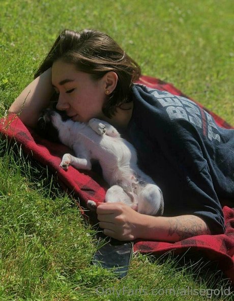 alisegold onlyfans leak sex