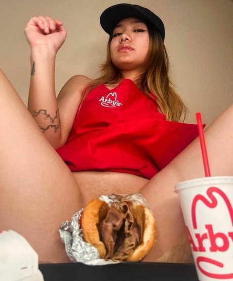 aznbbyegg nude only fans