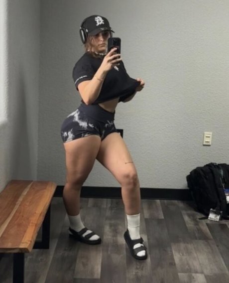 Adriana Salido onlyfans exposed