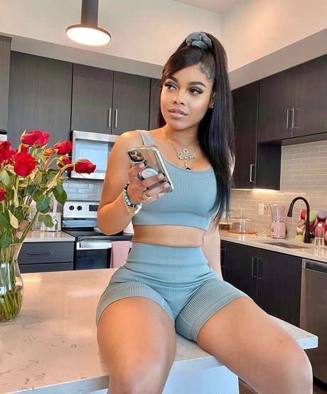 big tits midget onlyfans pornographic print