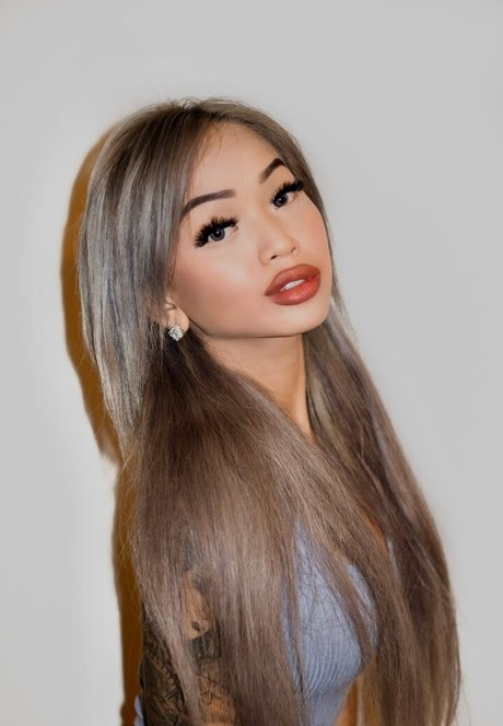 xs98x onlyfans model images