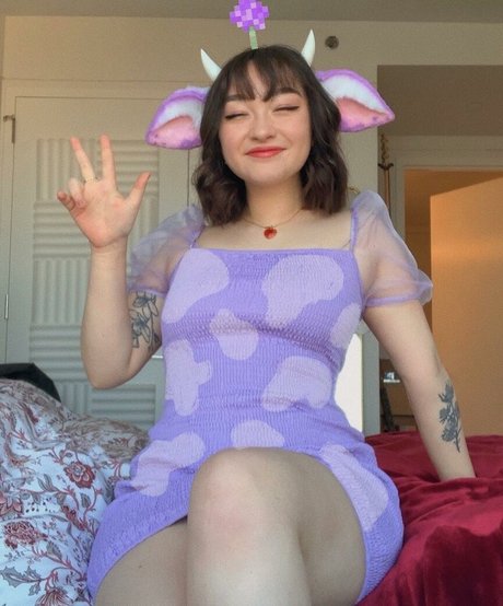 Mxmtoon hot onlyfans