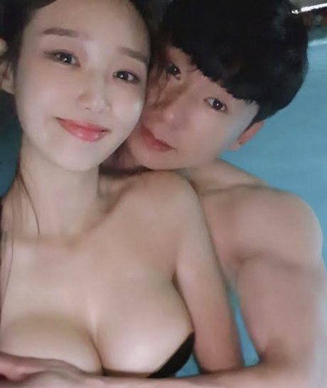 Honeyhani naked onlyfans