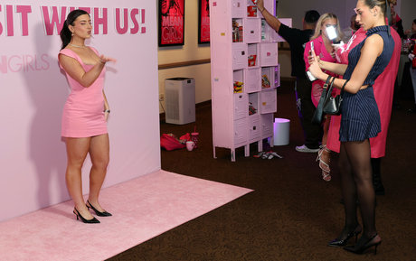 Alexis Oakley naked only fans