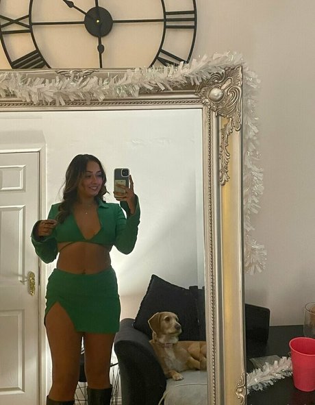 Isha Mariyah onlyfans creator