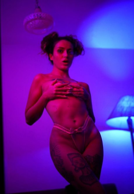 Tugce Cansu Parlak onlyfans topless