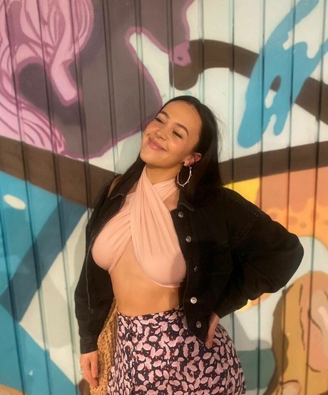 Eliza Butterworth onlyfans pics leaked