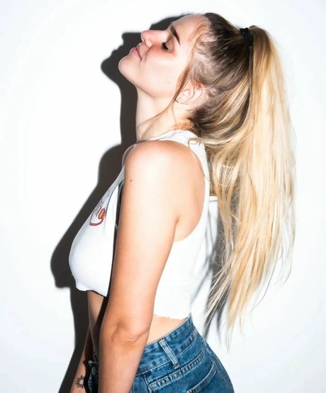 Sam Shemer onlyfans photos