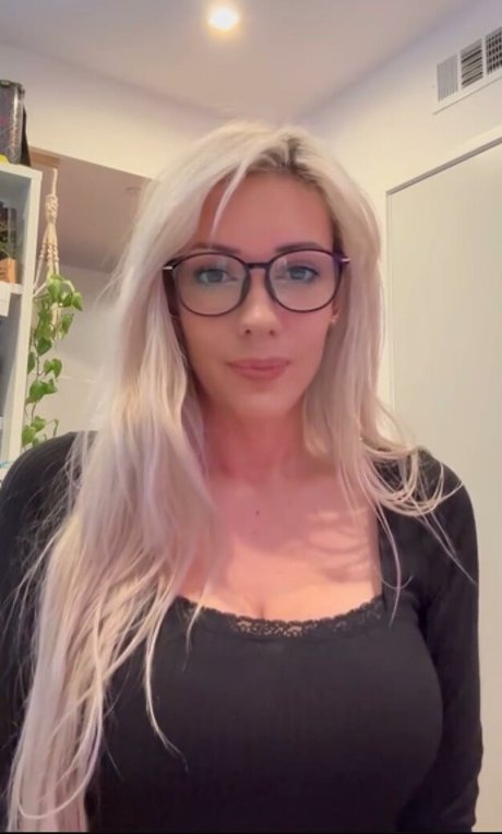 Alanah Pearce onlyfans sex