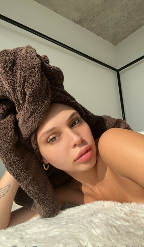 kyliezion nude leak onlyfans