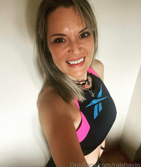 raishavip topless onlyfans