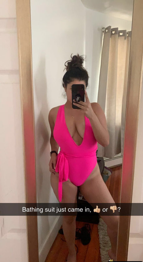 Rocio Aponte onlyfans leak