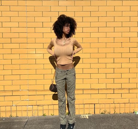 Kira Imani onlyfans leaks.