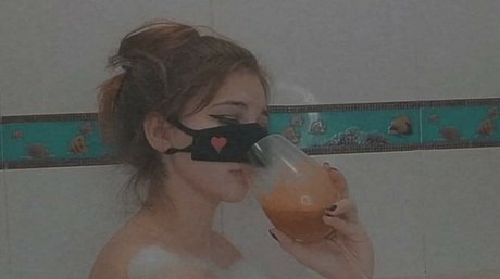 Osamochka naked leaked onlyfans