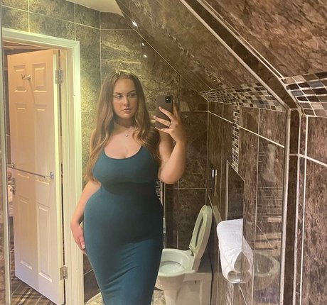 Bethany Bolton onlyfans nide