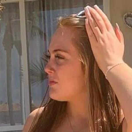 Bethany Bolton naked onlyfans