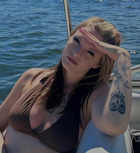 Rhiannon Jena xxx onlyfans