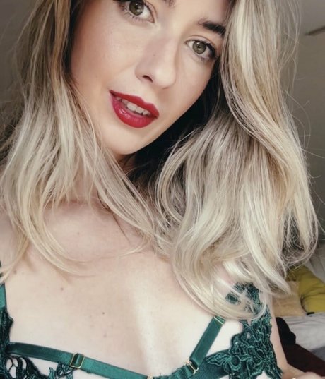 ElectricApril onlyfans leak sex