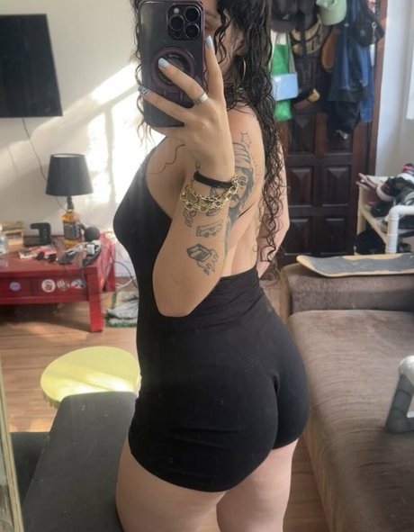 Nahbrisa naked only fans