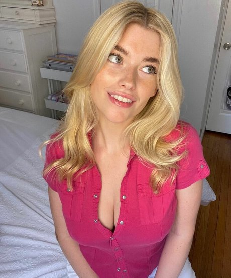 Carlie Whalen onlyfans naked