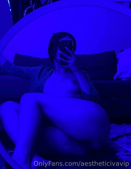 Babydoll Iva onlyfans model